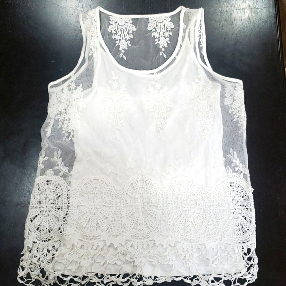 White lace and crotchet tank top